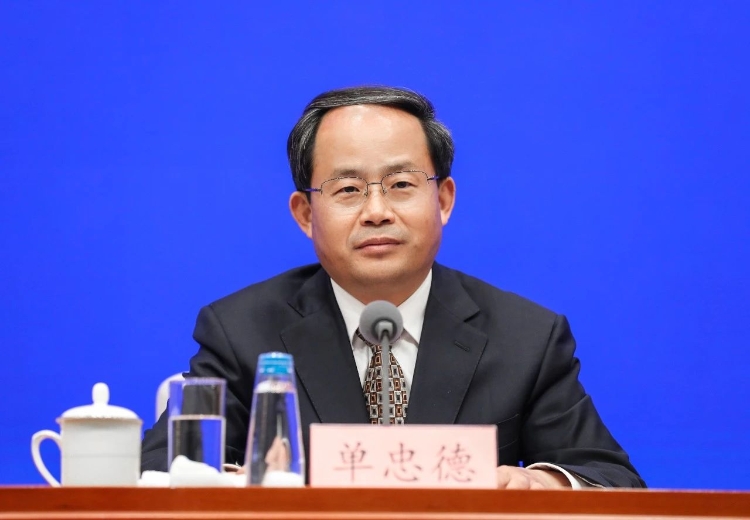 https://www.miit.gov.cn/cms_files/filemanager/1226211233/picture/20243/Sa7960824397f4744810a1169524c698e-750.jpg