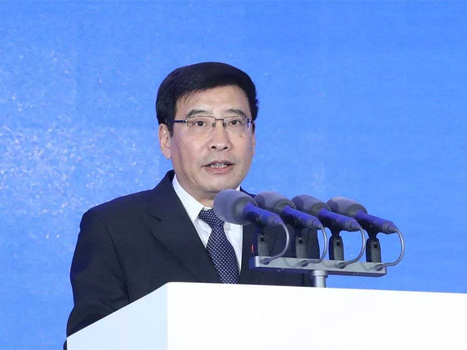 2019 World Intelligent Connected Vehicles Conference Opens in Beijing, Miao Wei Attends and Addresses